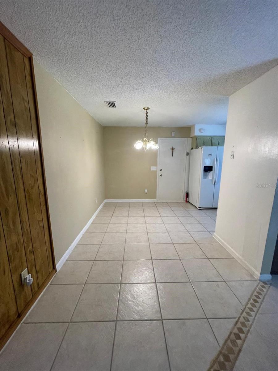 COUNTRY CREEK - Residential