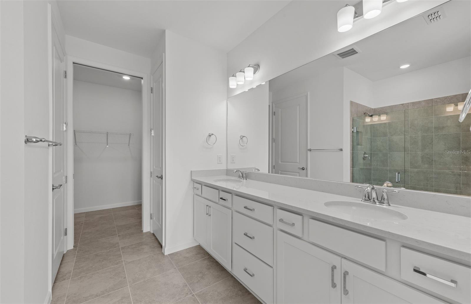 LEGACY GROVES PHASE 1 - Residential