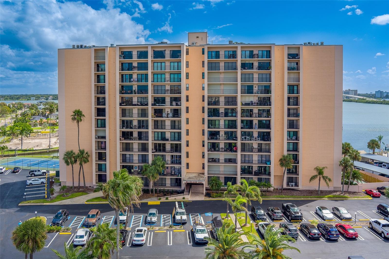 51 ISLAND WAY CONDO - Residential