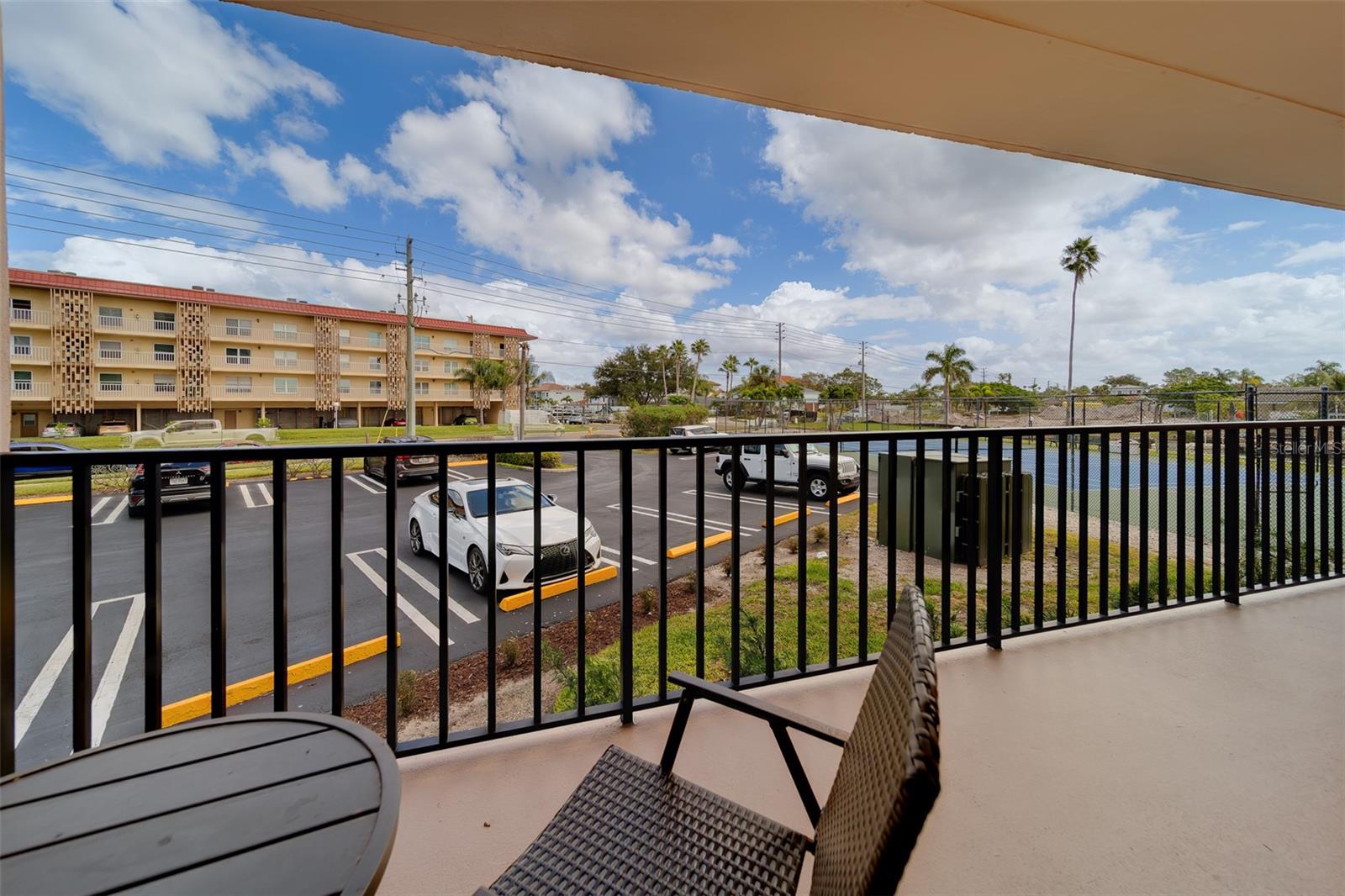 51 ISLAND WAY CONDO - Residential