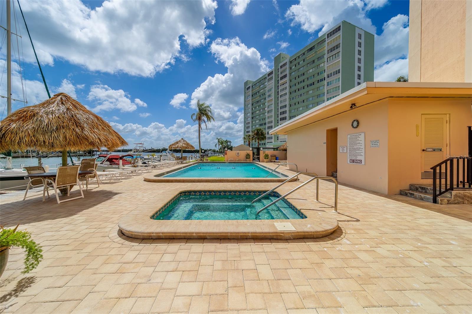 51 ISLAND WAY CONDO - Residential