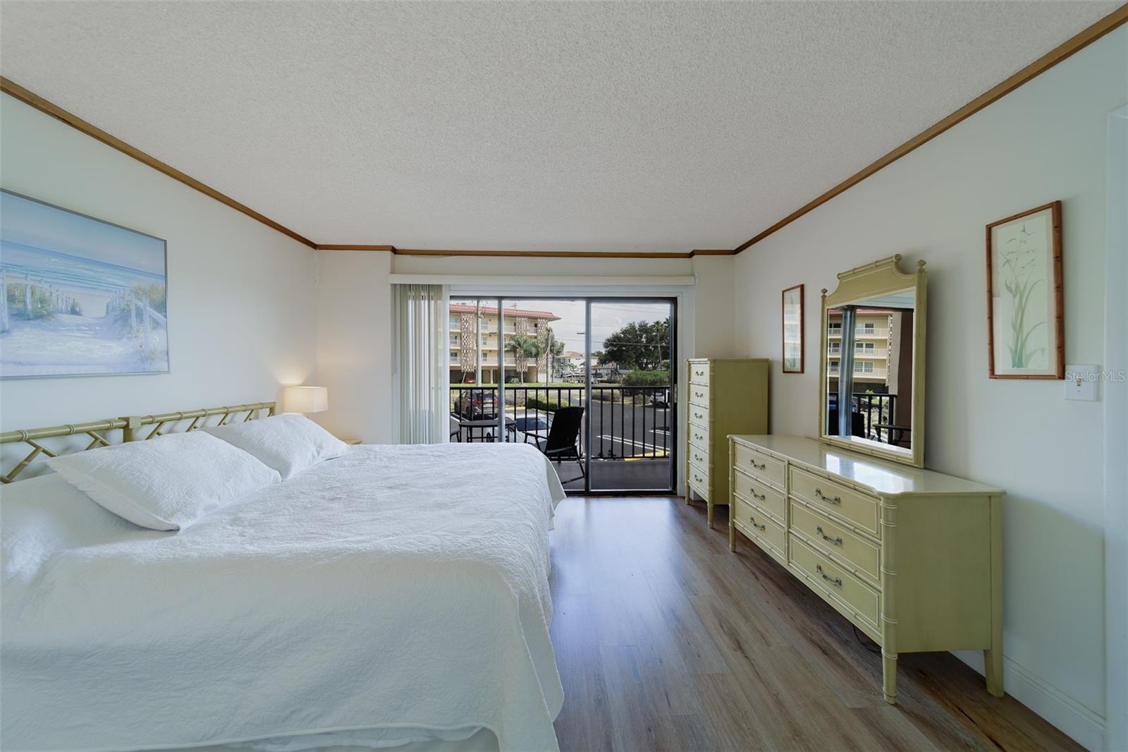 51 ISLAND WAY CONDO - Residential