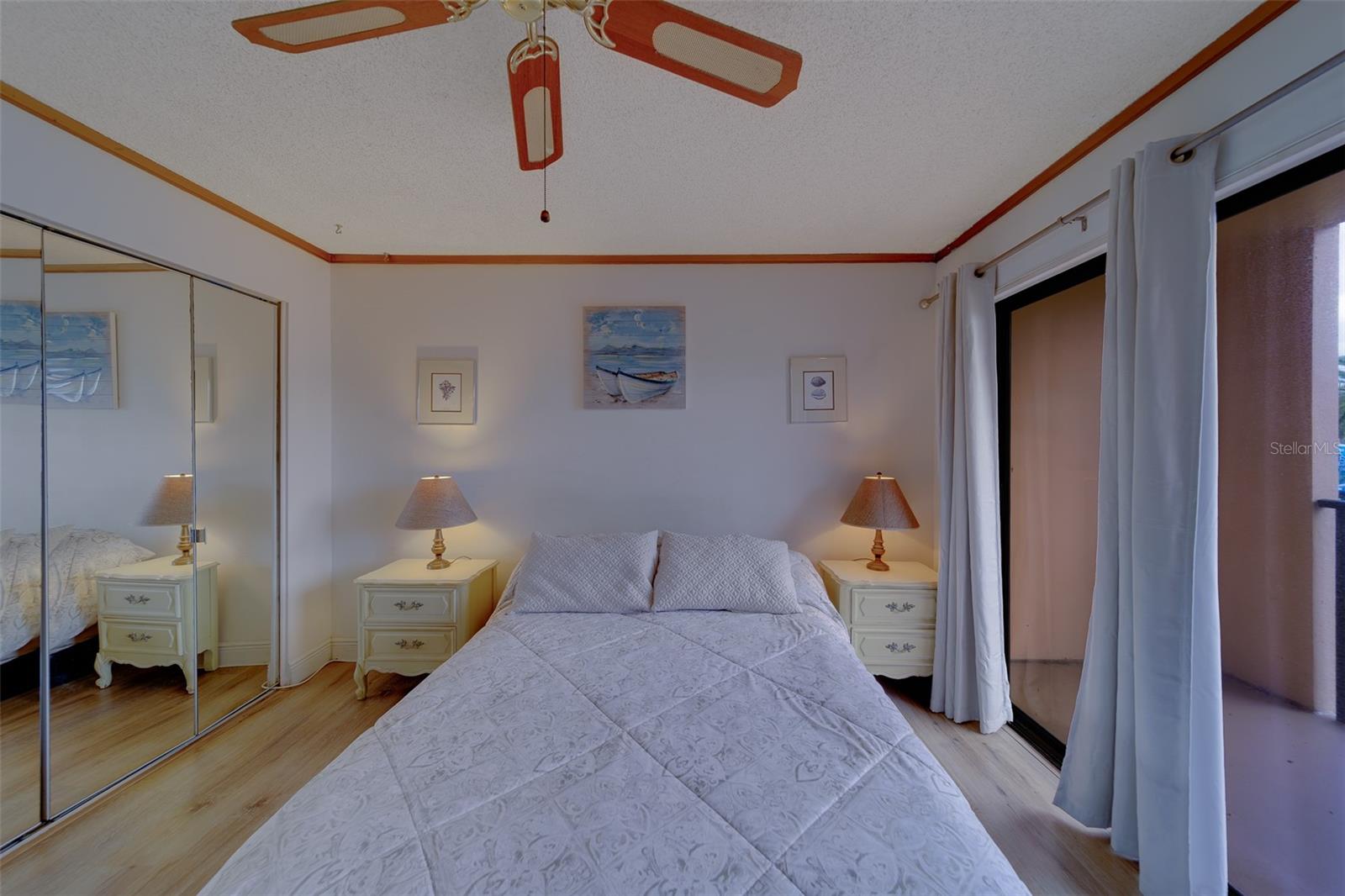 51 ISLAND WAY CONDO - Residential