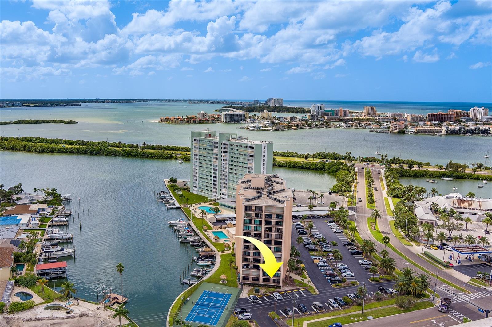 51 ISLAND WAY CONDO - Residential