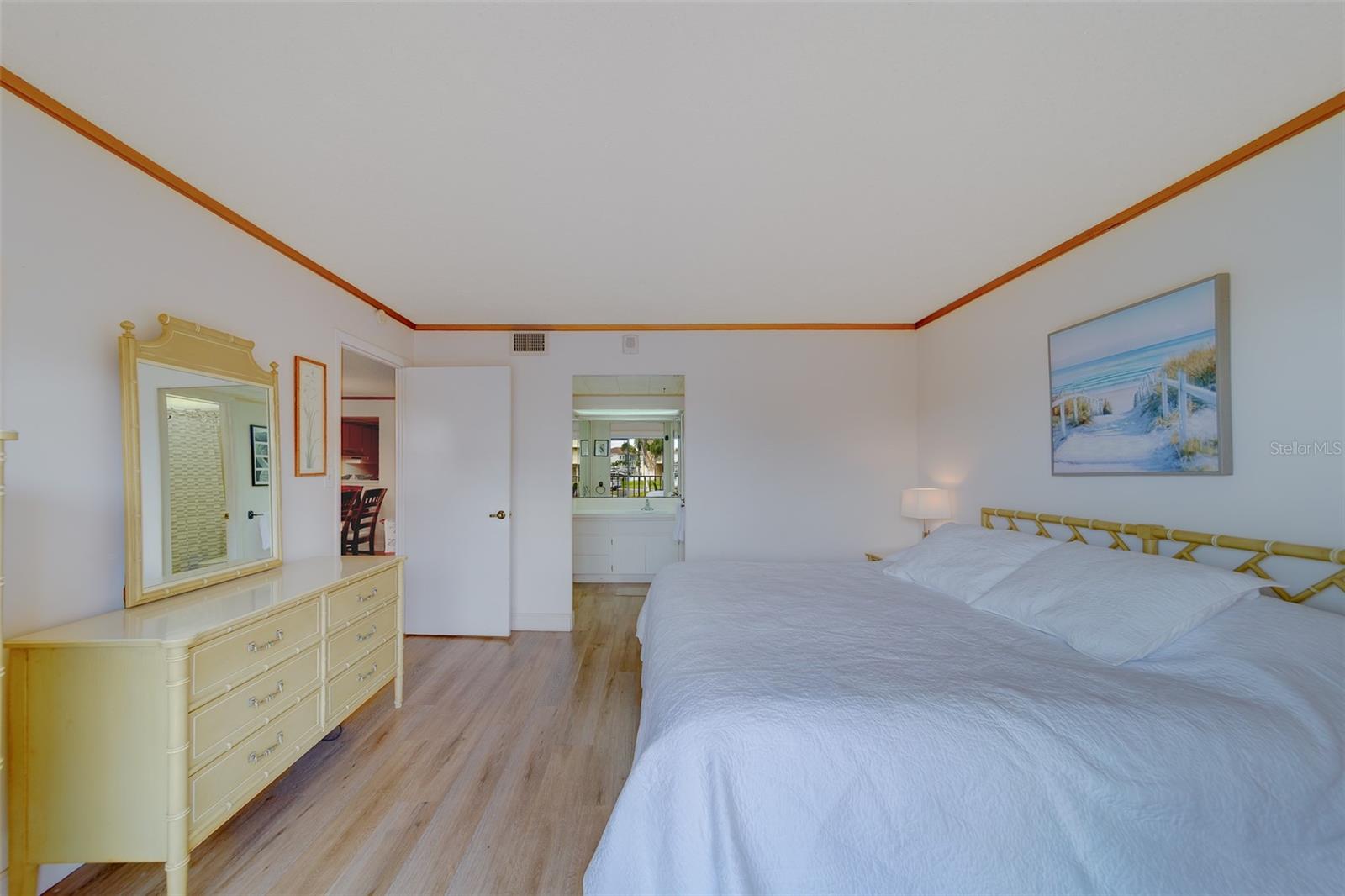 51 ISLAND WAY CONDO - Residential