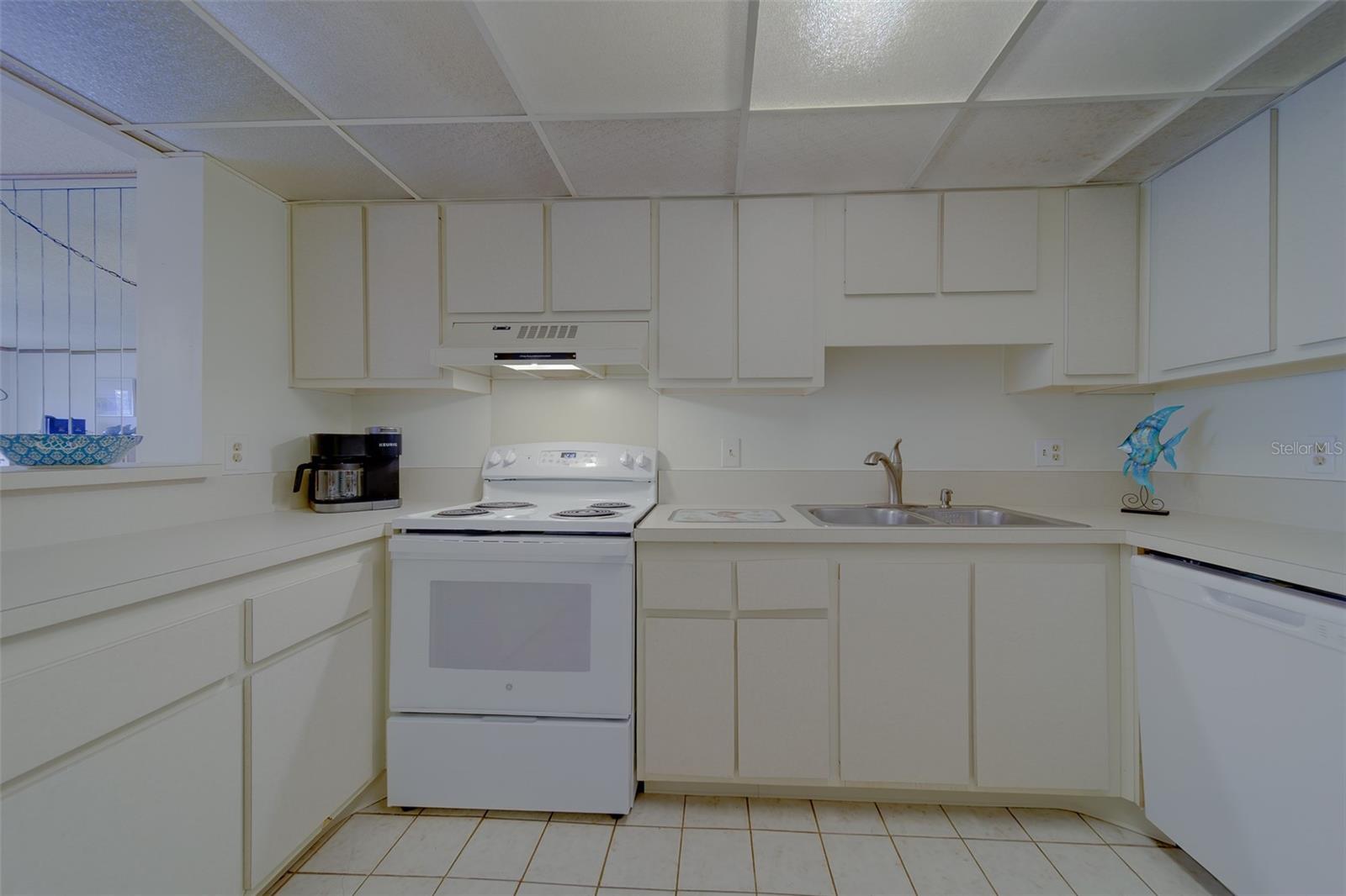 51 ISLAND WAY CONDO - Residential