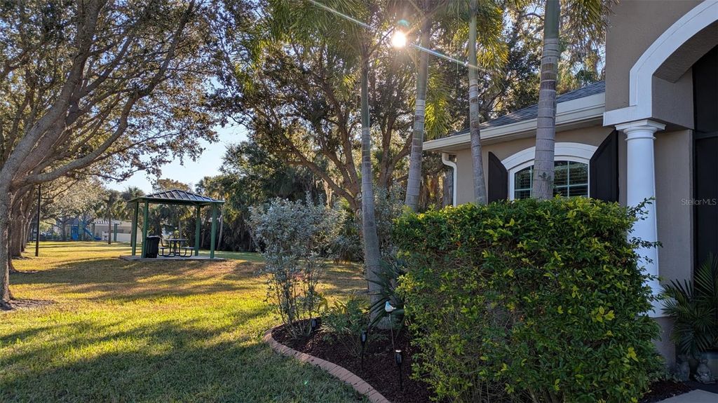 Photo of 5030 58th Terrace E, Bradenton, FL 34203 (MLS # A4671808)