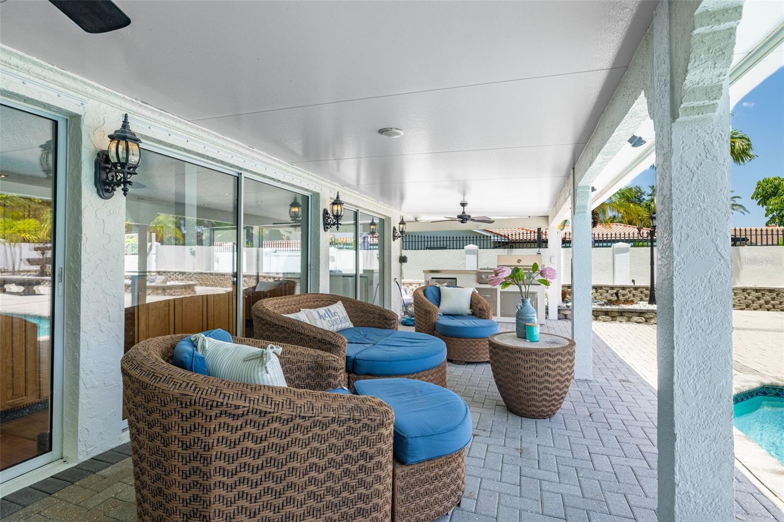 TIERRA VERDE - Residential