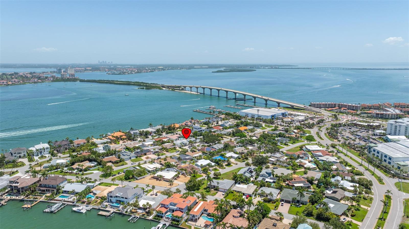 TIERRA VERDE - Residential