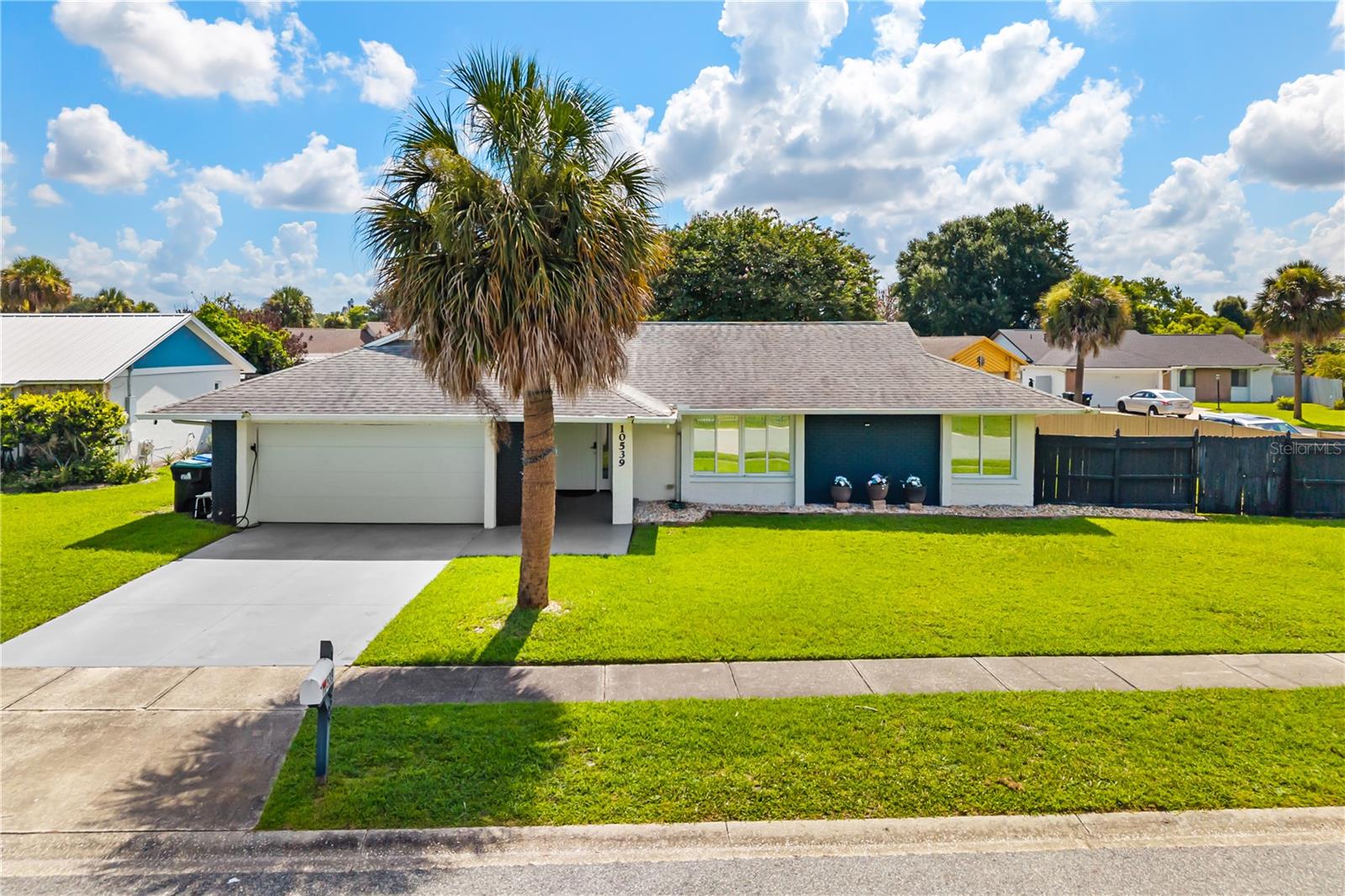 10539 WOODWAY DRIVE