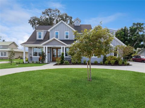 1516 S LAKE HOWARD DRIVE WINTER HAVEN FL 33880