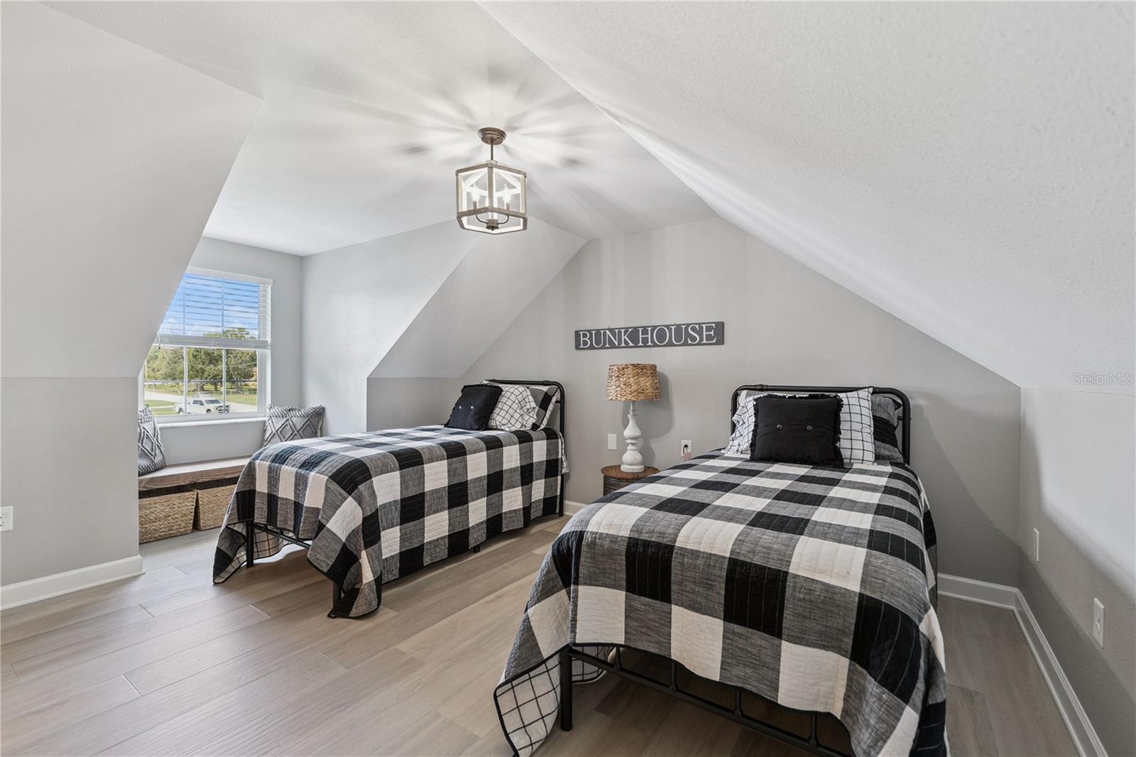 WEIS SUB - Residential