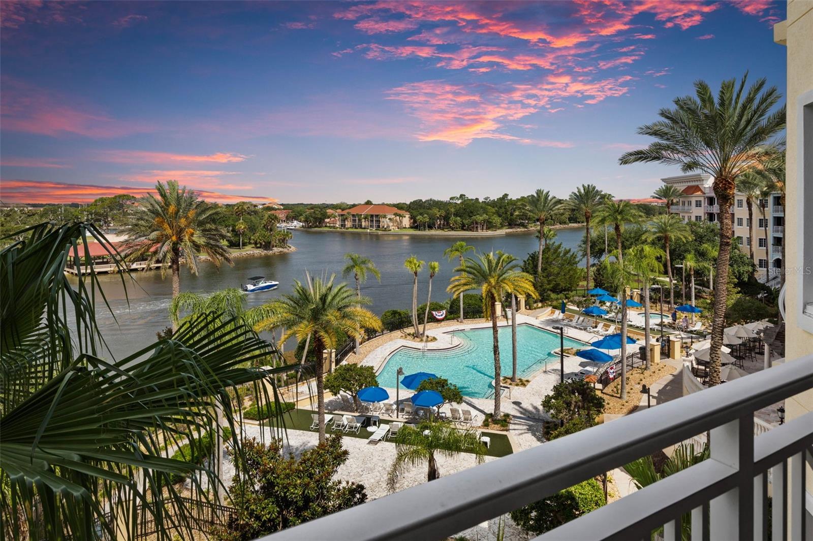 102 YACHT HARBOR DRIVE 467