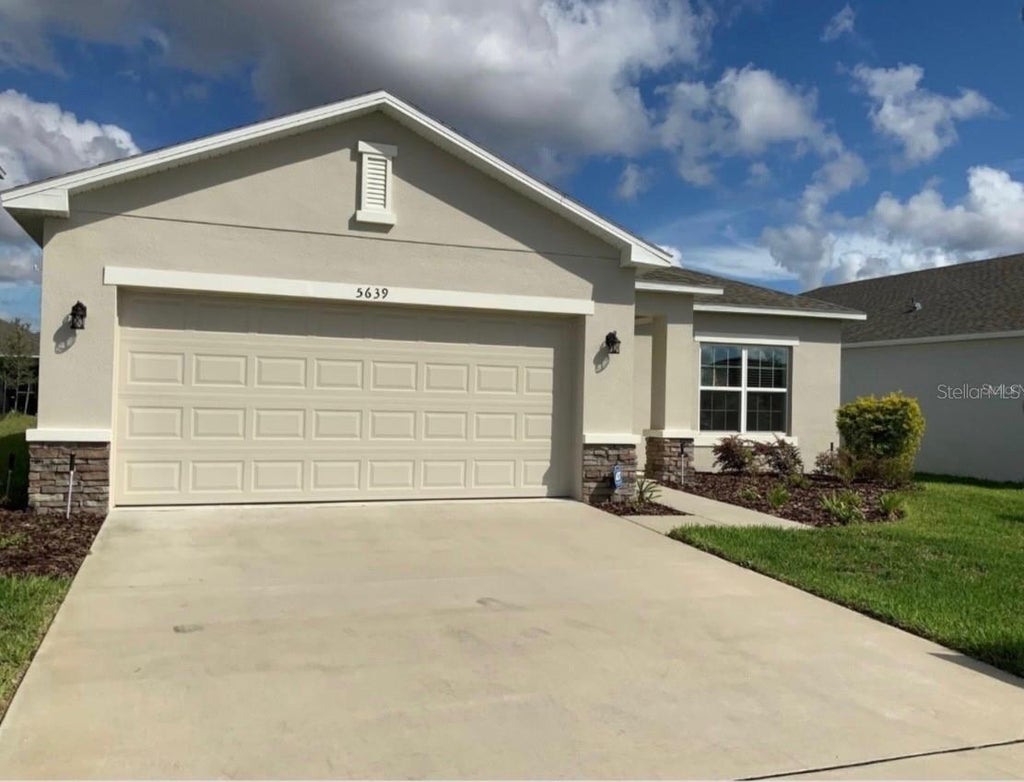 Photo of 5639 Costa Blanca Way, Davenport, FL 33897 (MLS # S5153308)