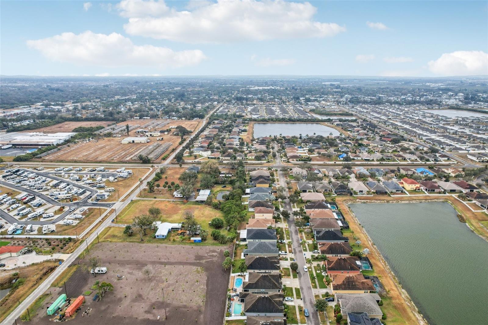 BAHIA LAKES PH 4 - Residential