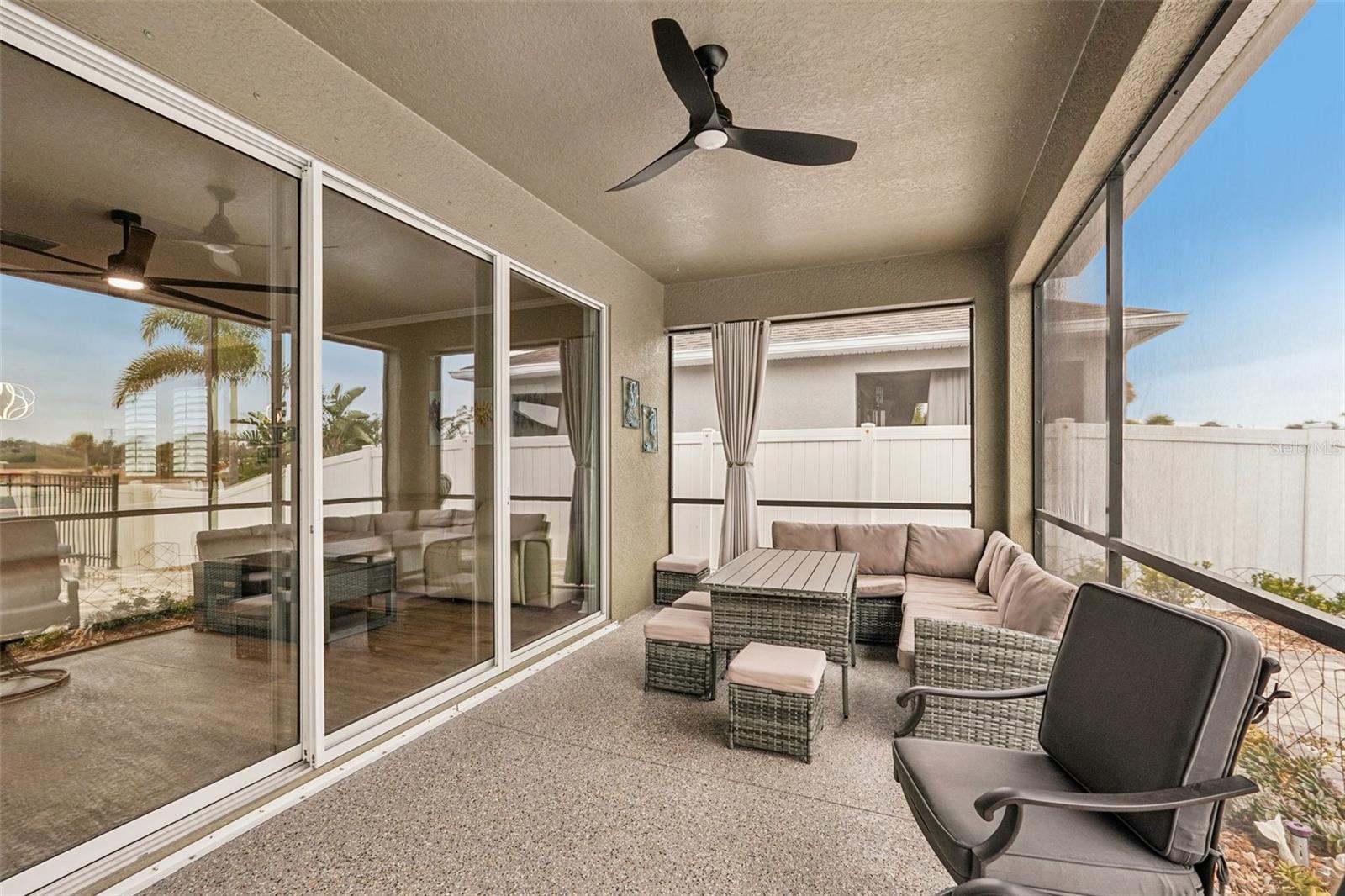 BAHIA LAKES PH 4 - Residential