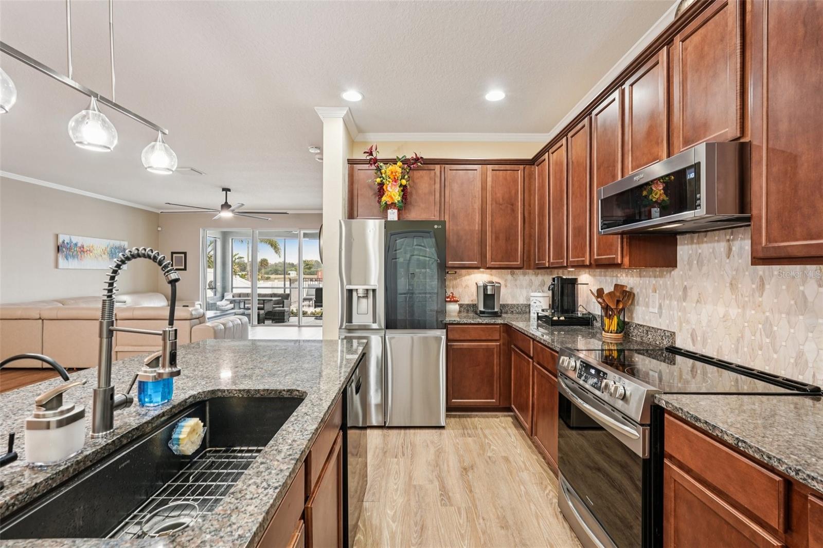 BAHIA LAKES PH 4 - Residential