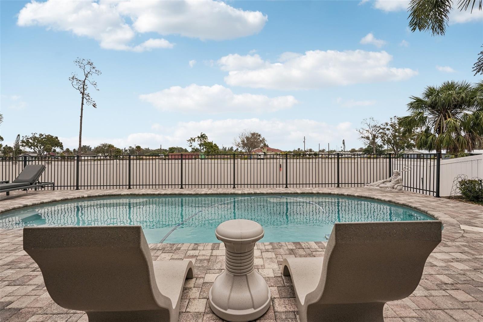 BAHIA LAKES PH 4 - Residential