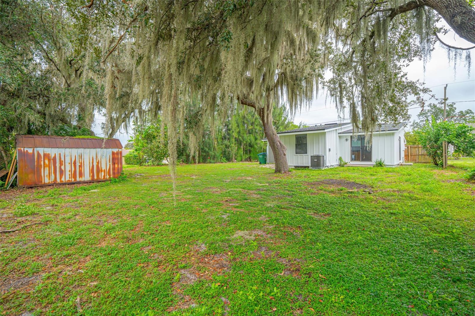 DELTONA LAKES UNIT 38 - Residential