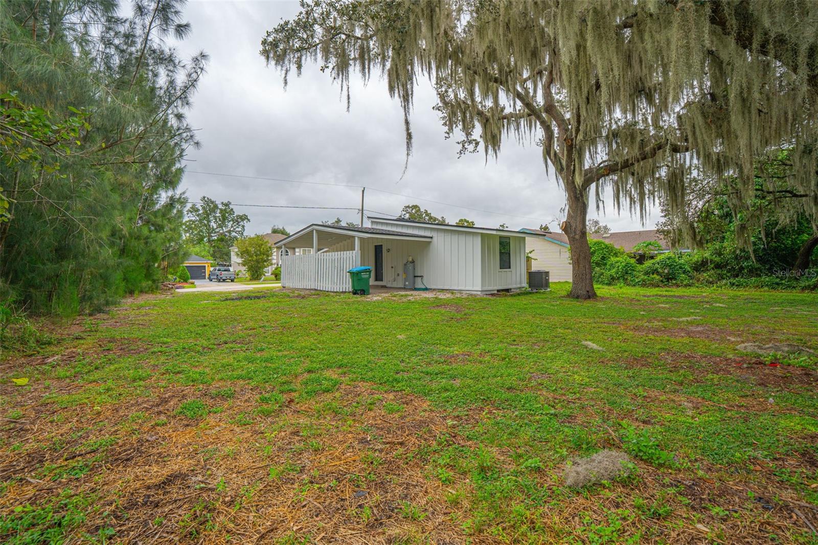 DELTONA LAKES UNIT 38 - Residential