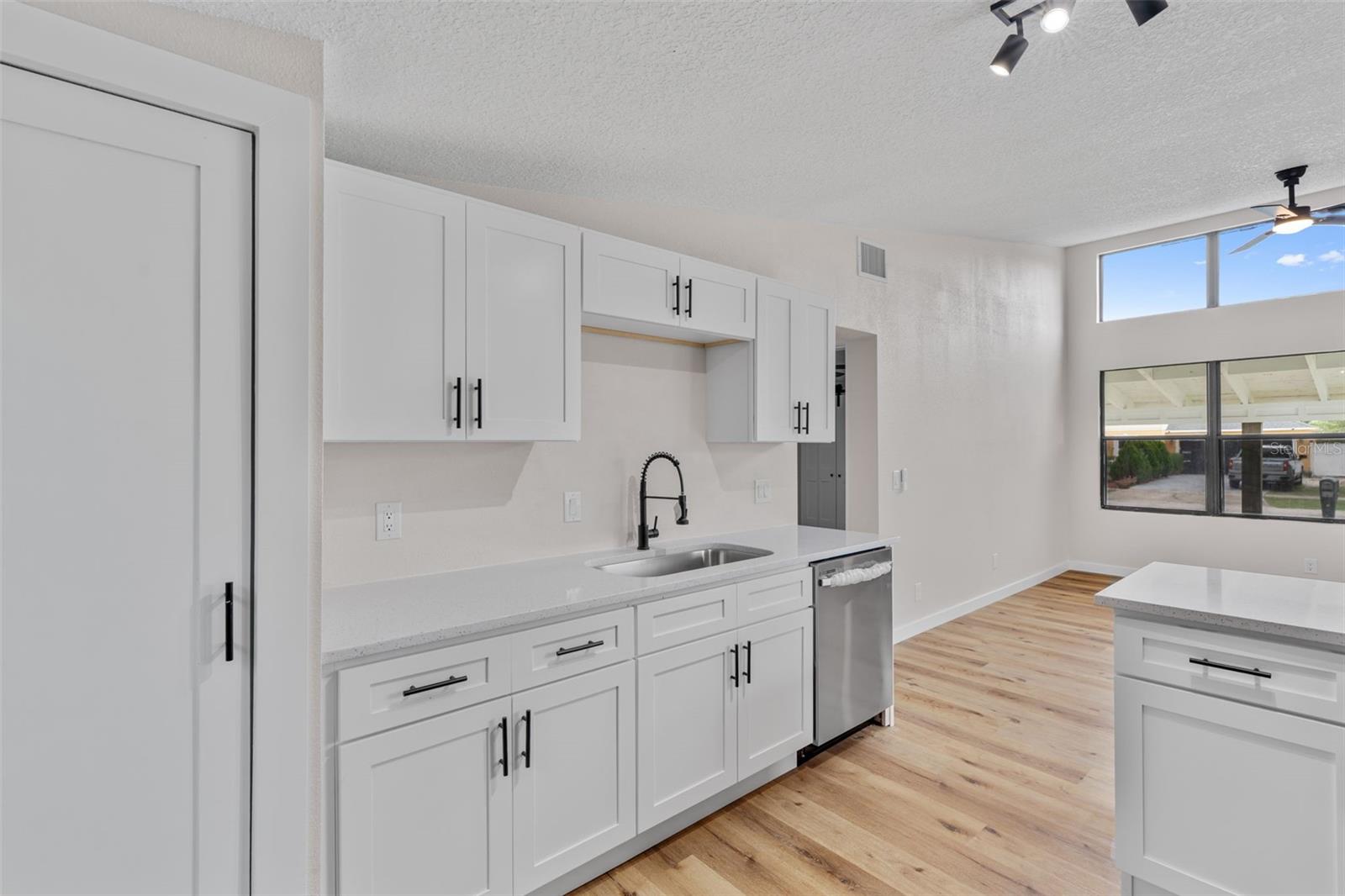 DELTONA LAKES UNIT 38 - Residential
