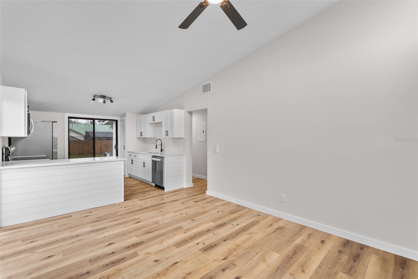 DELTONA LAKES UNIT 38 - Residential