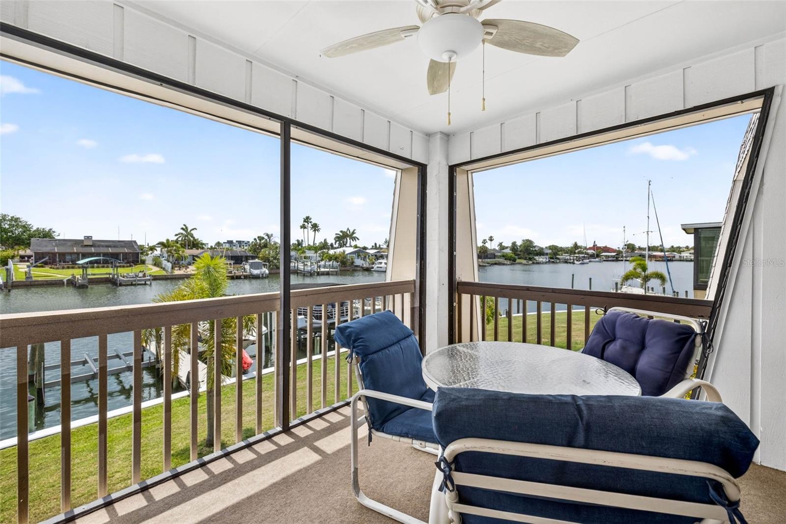 BAL HARBOUR CHATEAUX CONDOMINI - Residential