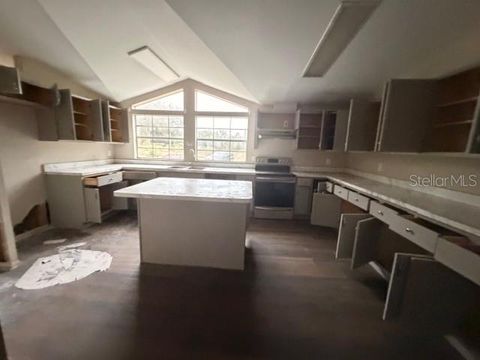 Tiny photo for 100 SE 81st Street, Ocala, FL 34480 (MLS # OM715849)