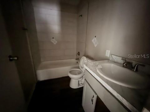 Tiny photo for 100 SE 81st Street, Ocala, FL 34480 (MLS # OM715849)