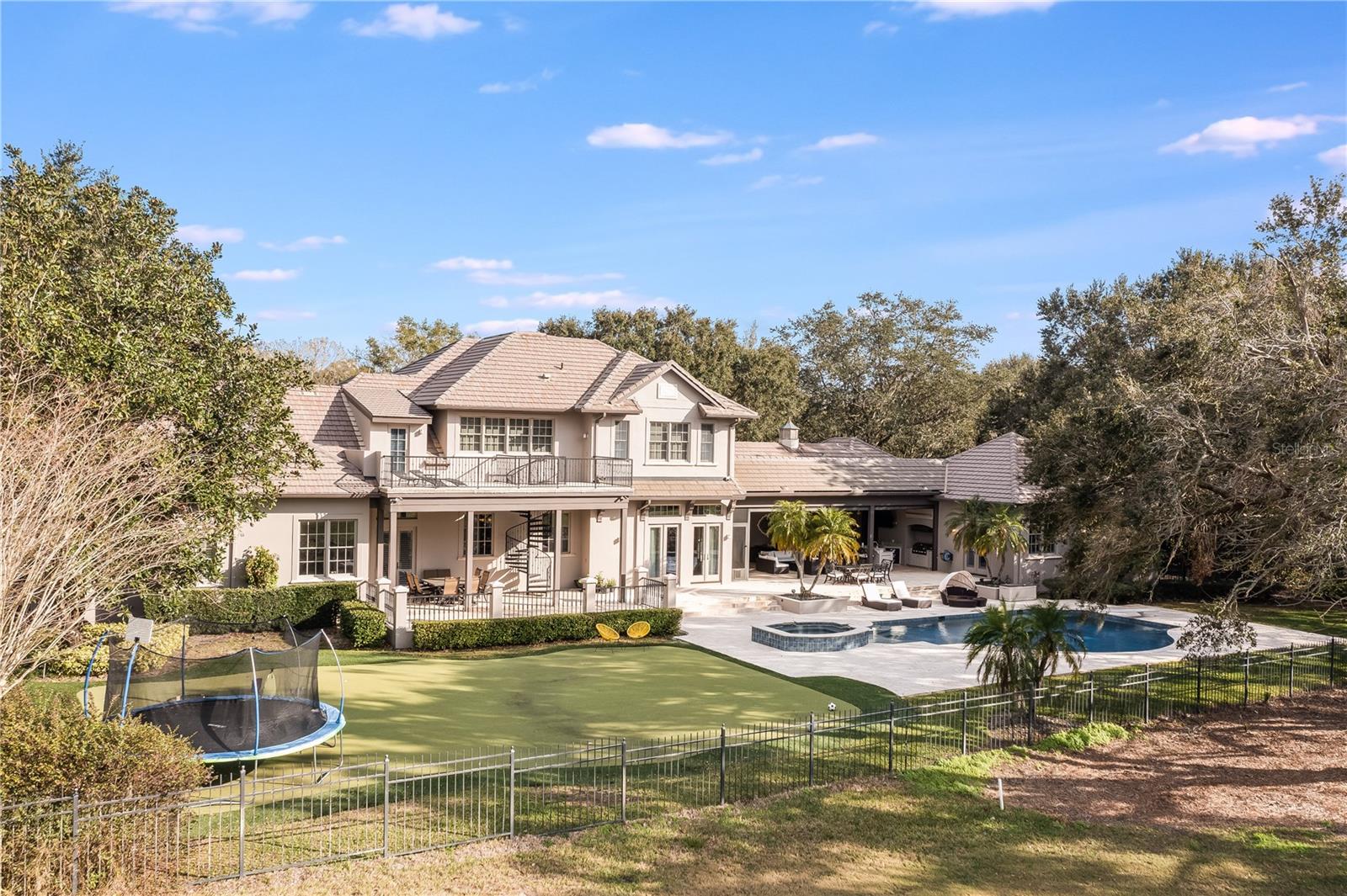 ISLEWORTH - Residential