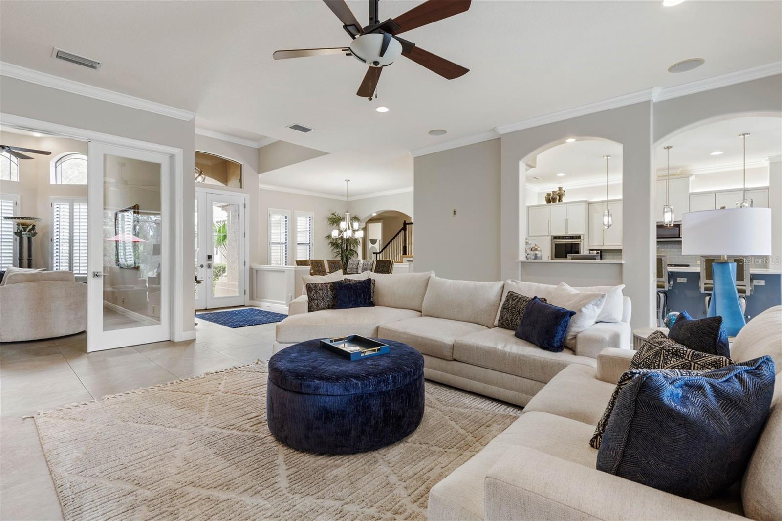 30 CREEKSIDE DRIVE