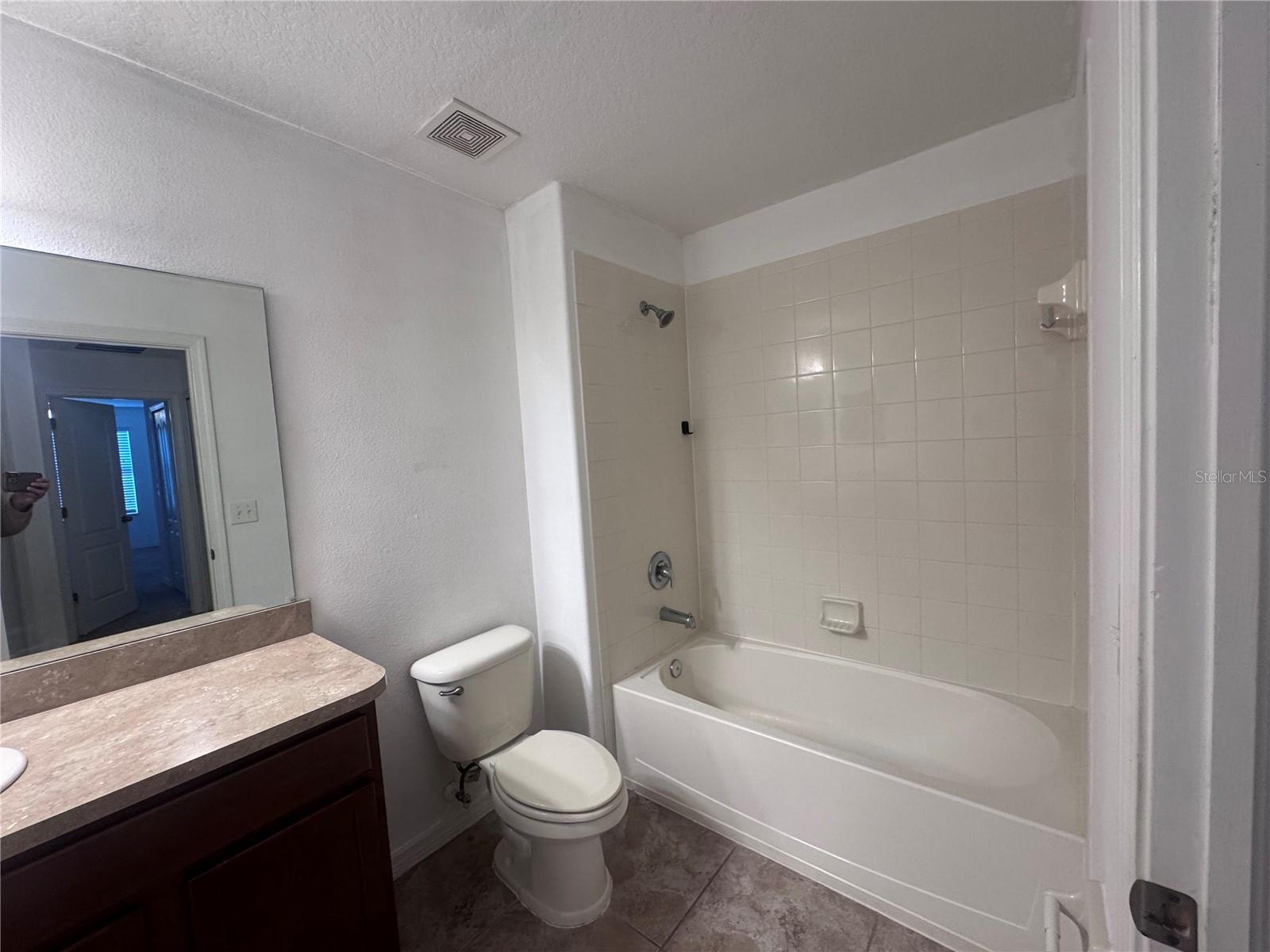 WYNDHAM LAKES ESTATES - Residential