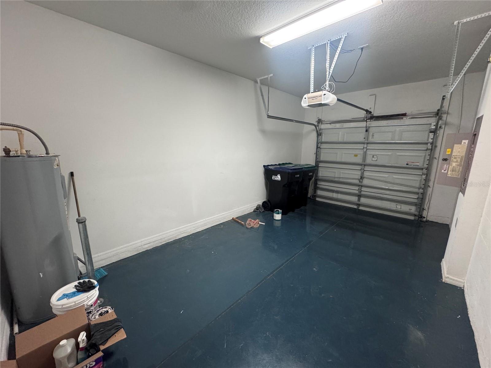 WYNDHAM LAKES ESTATES - Residential