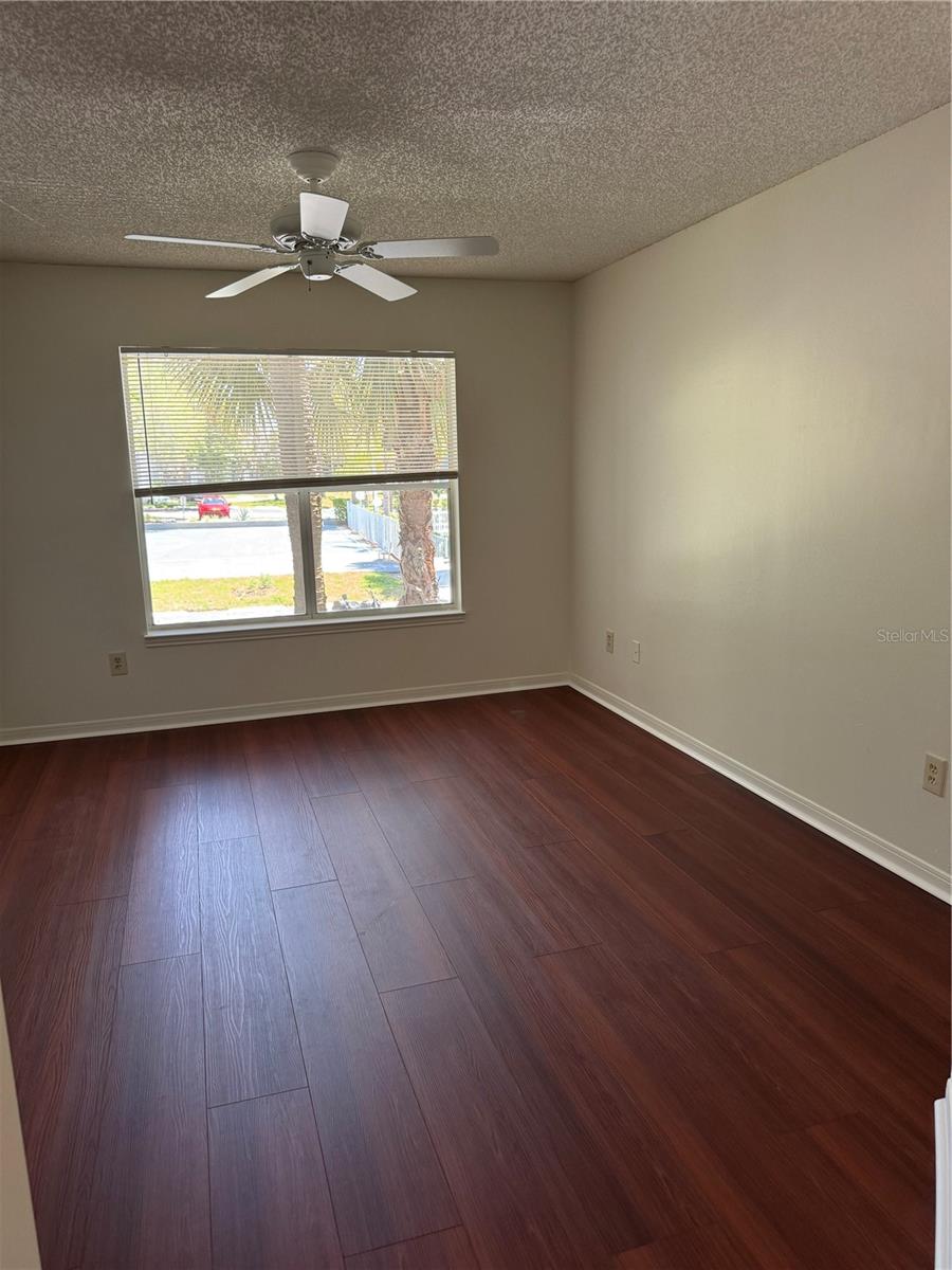 REGENCY PARK AT LAKE MARY A CONDO - Residential