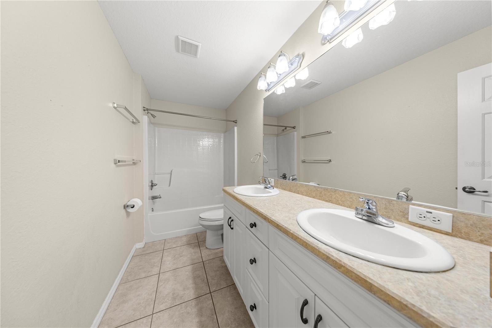 CASA PARK VILLAS - Residential