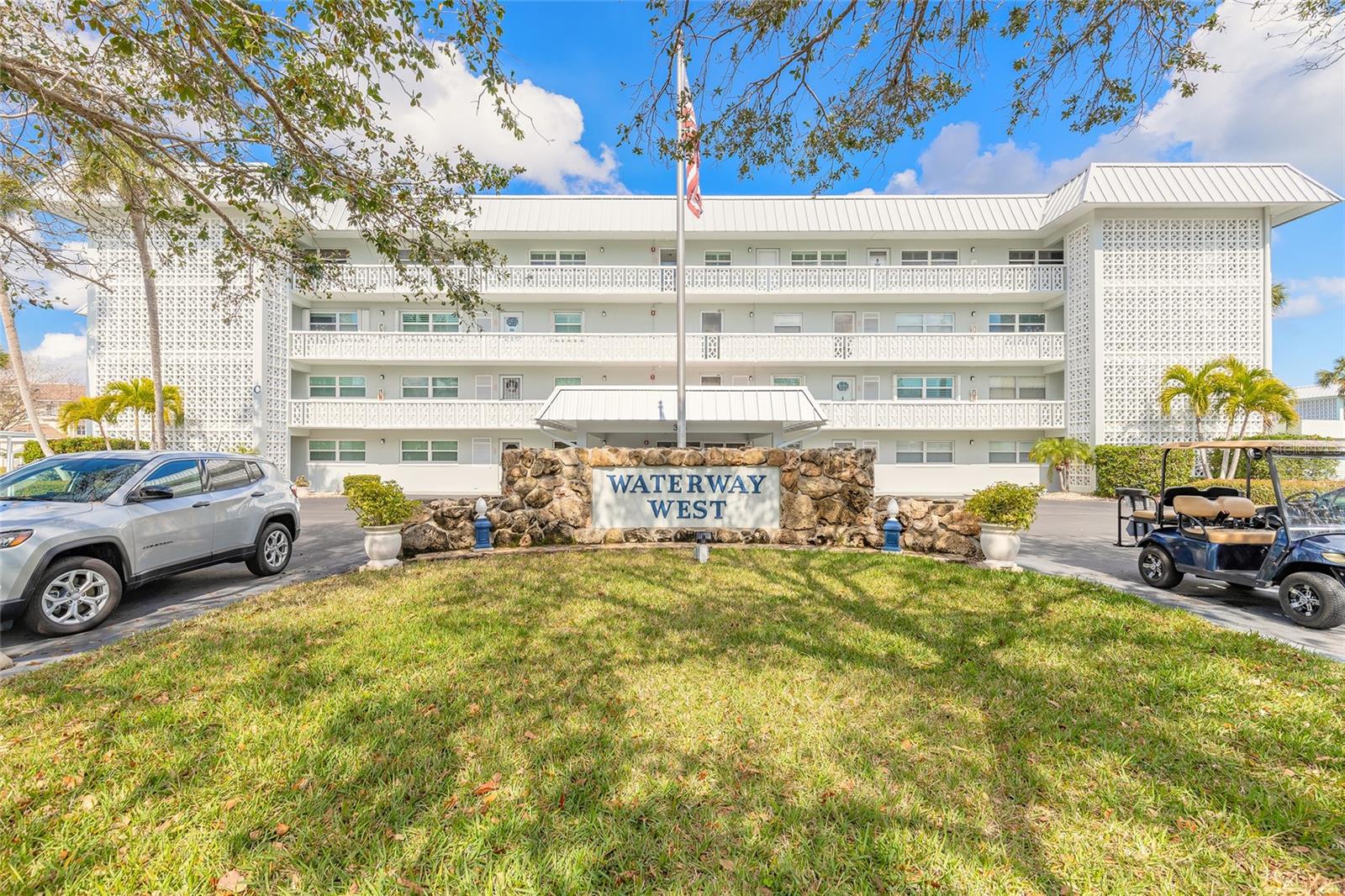 315 N CAUSEWAY D301