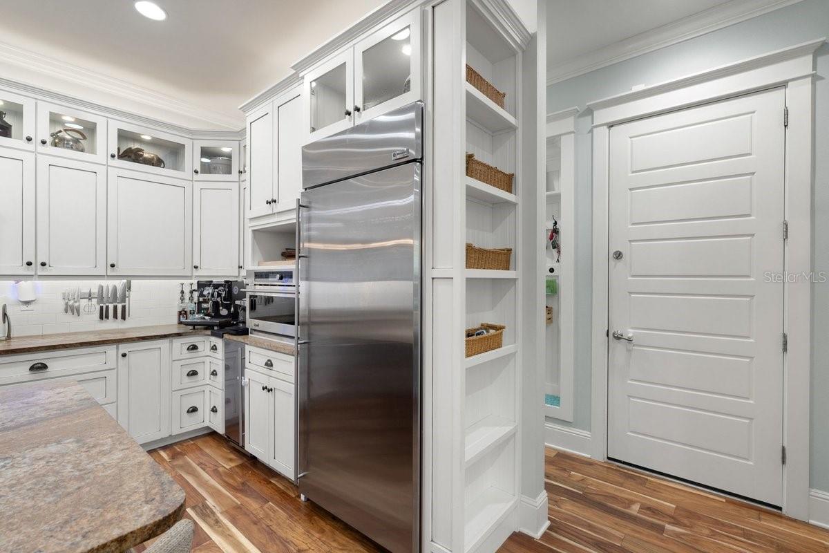 N HASTYS PONCE PARK - Residential