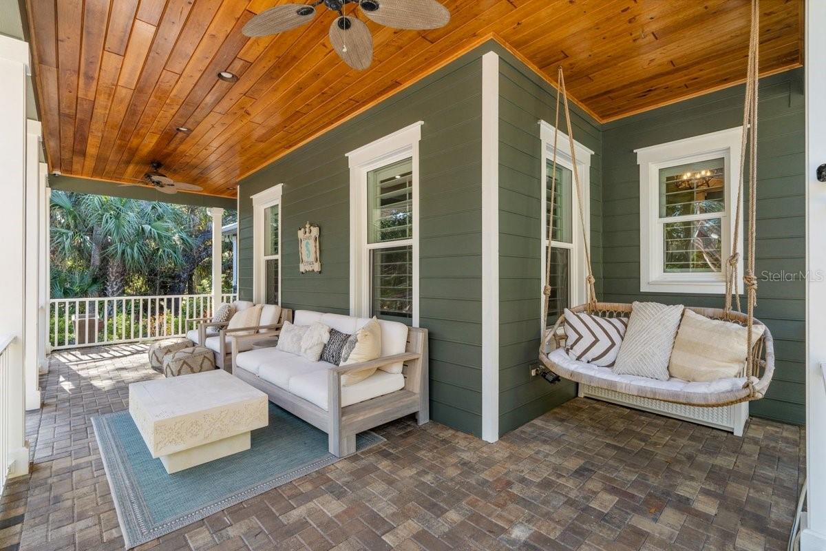 N HASTYS PONCE PARK - Residential