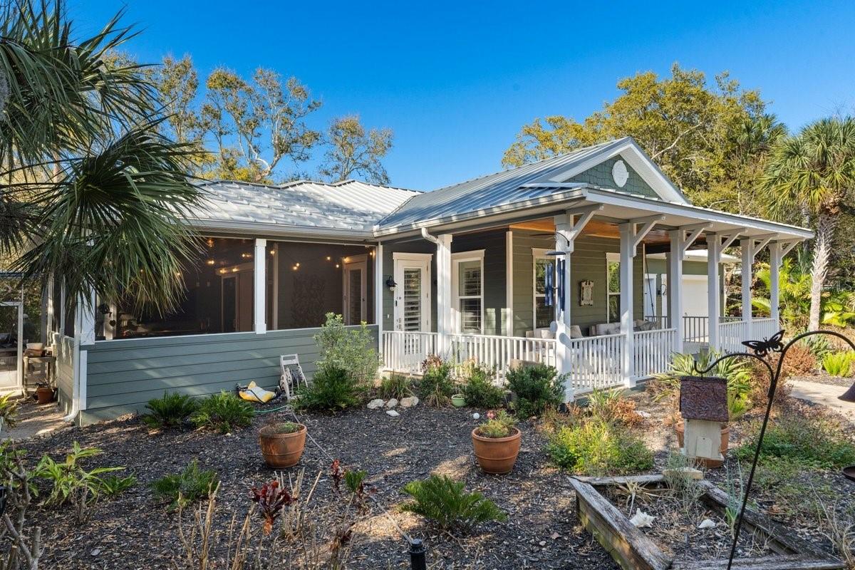 N HASTYS PONCE PARK - Residential