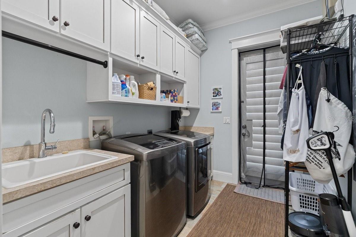 N HASTYS PONCE PARK - Residential