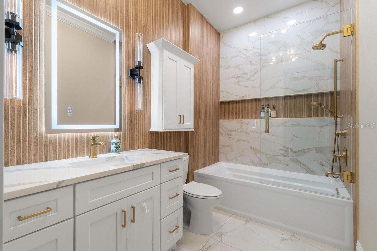 N HASTYS PONCE PARK - Residential