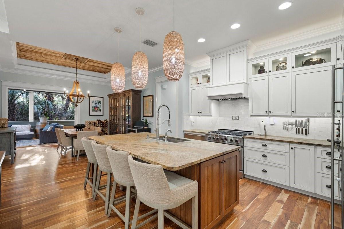 N HASTYS PONCE PARK - Residential