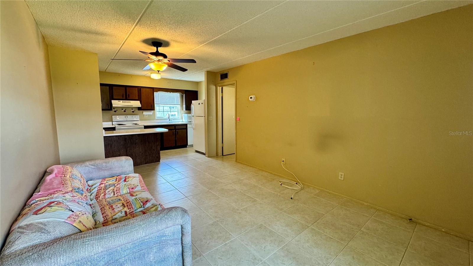 TAVARES LAKEVIEW CONDO - Residential