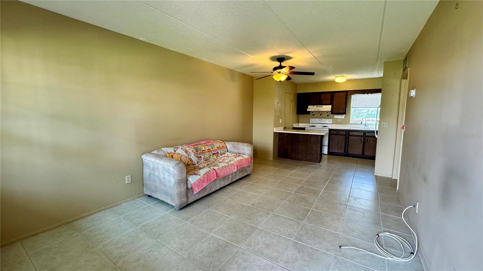 TAVARES LAKEVIEW CONDO - Residential