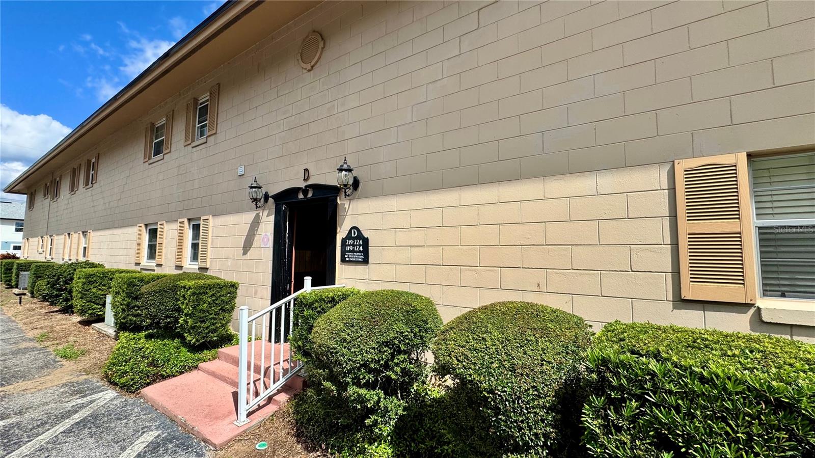 TAVARES LAKEVIEW CONDO - Residential