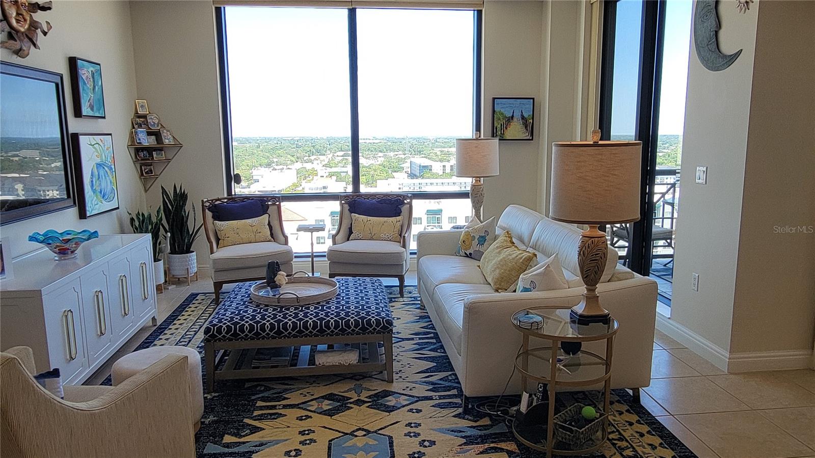 PLAZA AT 05 POINTS RESIDENCES - Residential Lease