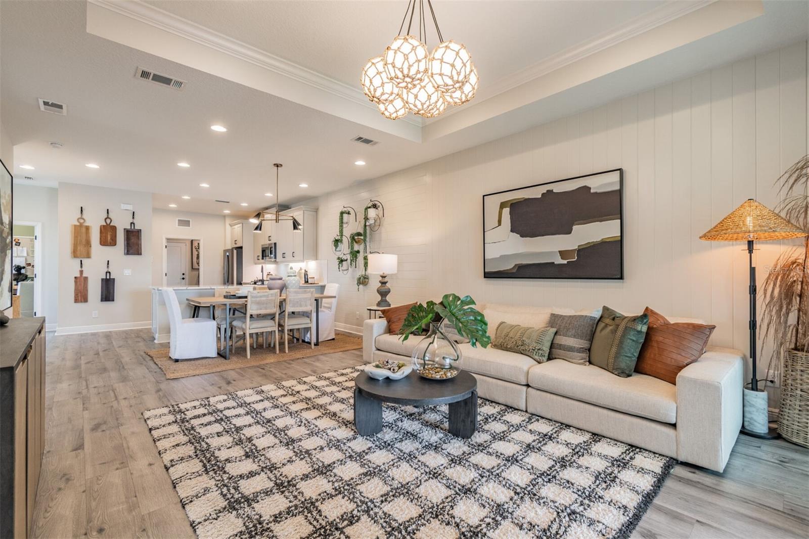 KINGS GATE - Residential