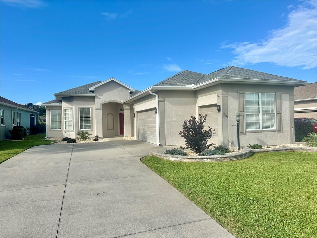 Photo of 12192 SE 178th Street, Summerfield, FL 34491 (MLS # G5117836)