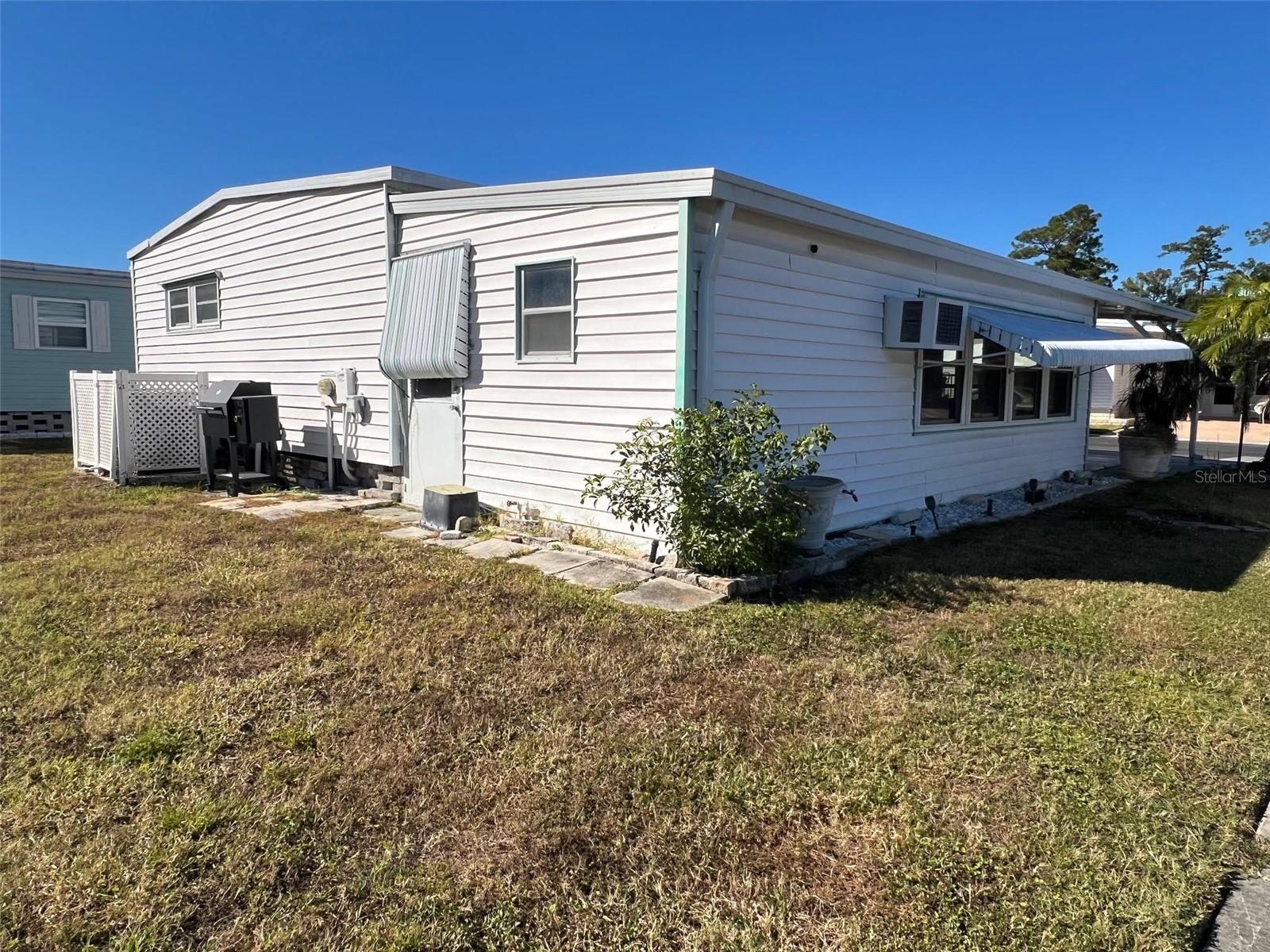 PALM HILL MOBILE HOME PARK UNREC - Residential