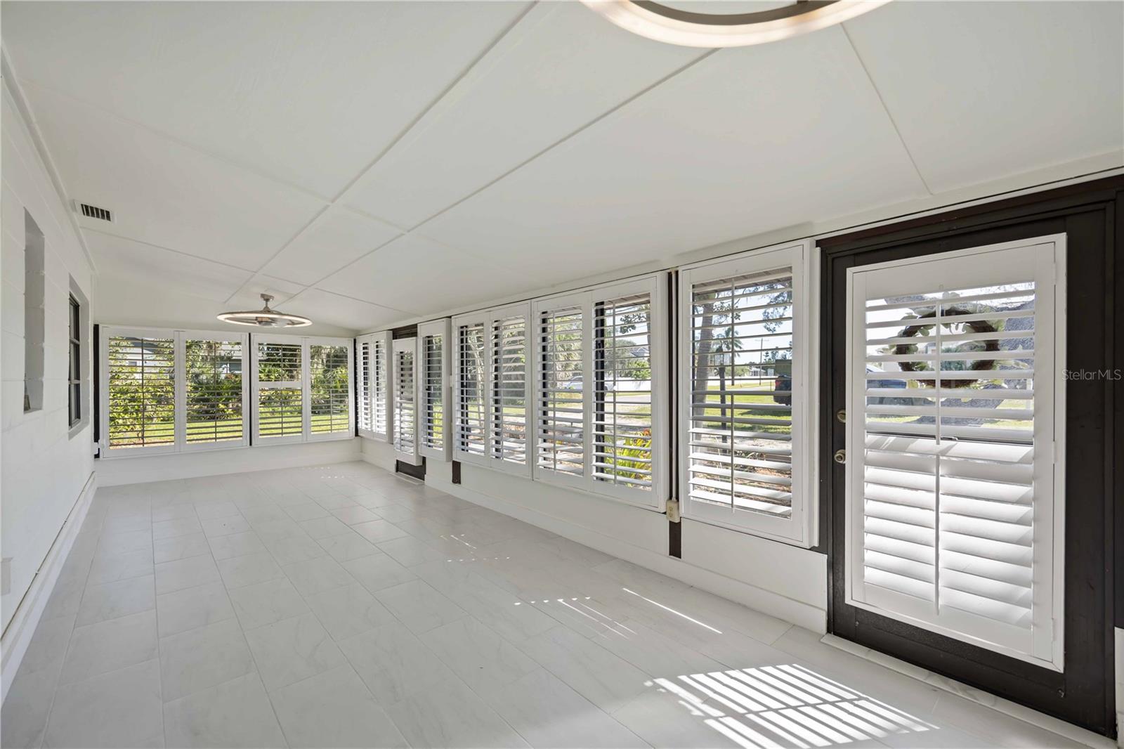 MARINELAND - Residential